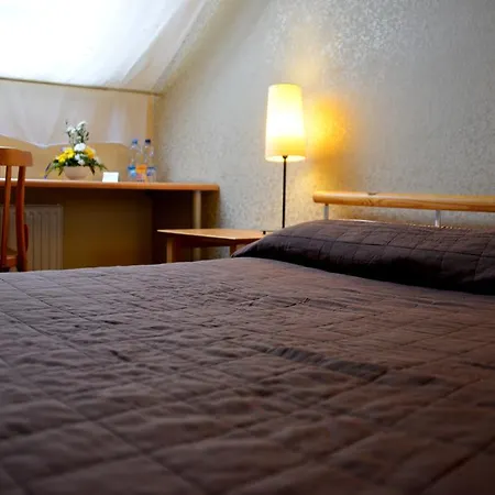 Otel Demians Saldus