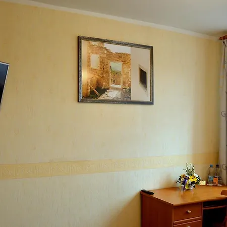 Otel Demians Saldus