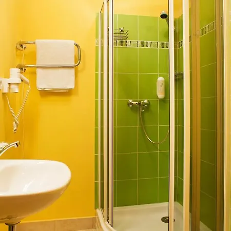 Otel Demians Saldus